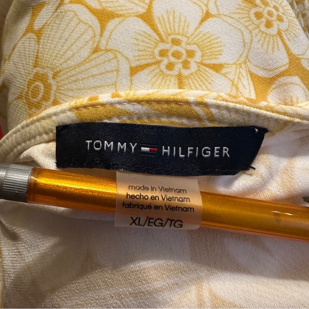 Tommy Hilfiger Yellow Floral Blouse Women’s Size XL V-Neck Puff Sleeve Top Shirt - Picture 7 of 9